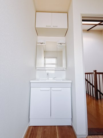 【中古戸建】前橋市荒牧町の独立洗面台