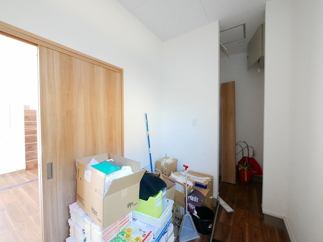 梅美台店舗の内装