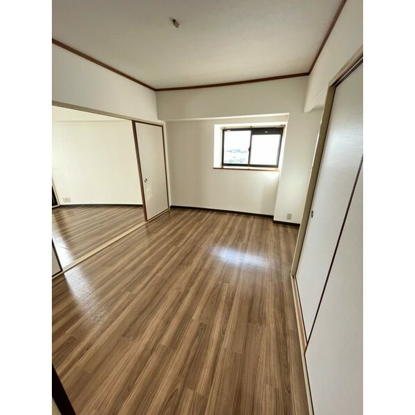 フェルザ住之江公園の洋室