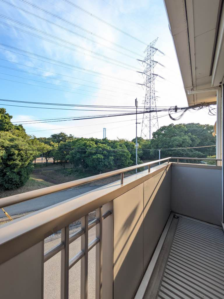 姫路市飾磨区妻鹿のハイツのバルコニー