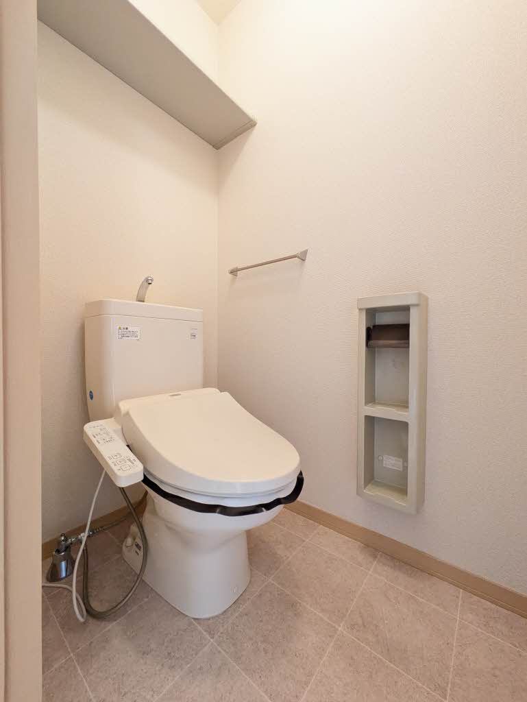 姫路市飾磨区妻鹿のハイツのトイレ