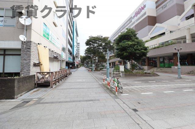 山善ビルの周辺