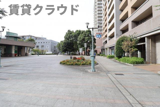 山善ビルの周辺