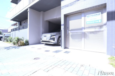 【駐車場】 | ル・シエル大秋 | 車をお持ちの方に嬉しい駐車場付きの物件です