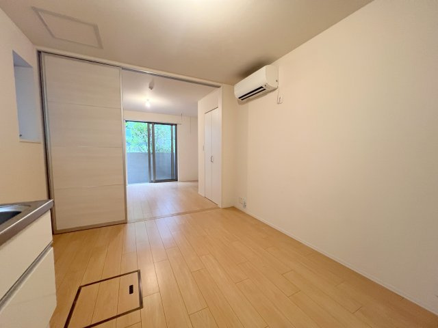 フラットノグチの居間・リビング