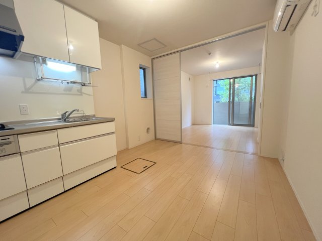 フラットノグチの居間・リビング