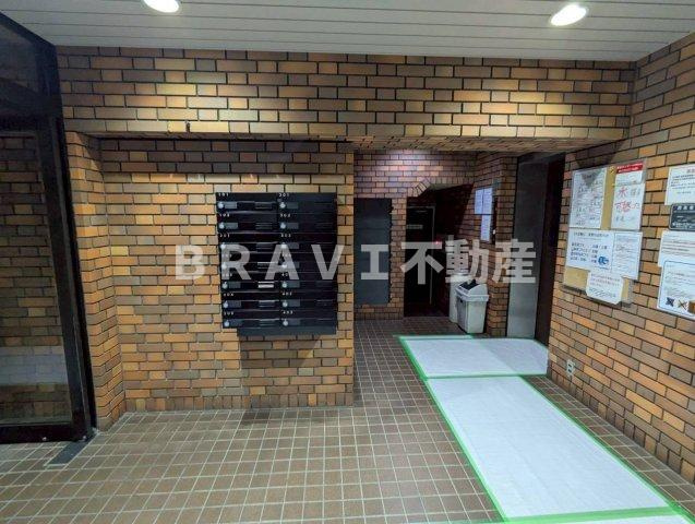 ニューライフ大手前のロビー