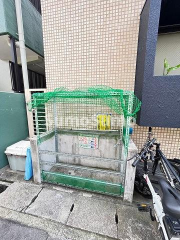 甲子園口ハウスの外観