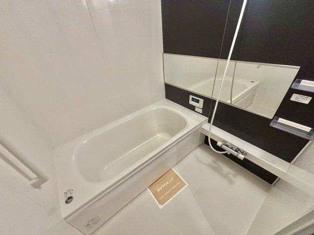 THE RESIDENCE 姫路神屋町 の浴室