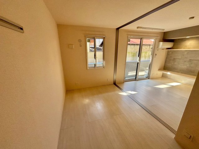 THE RESIDENCE 姫路神屋町 の洋室