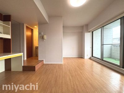 【居間・リビング】 | FACEビル