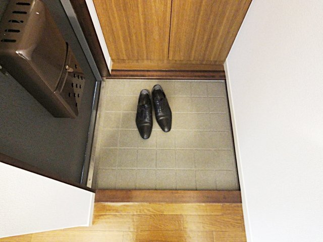 紅葉ヶ丘フォーテックⅡの玄関