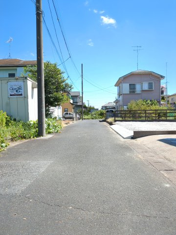 【前面道路含む現地写真】 | 東金市下武射田　中古戸建