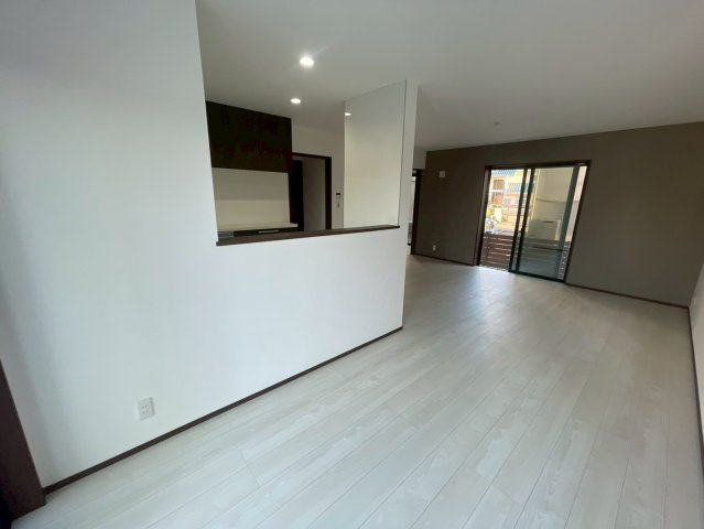 横浜市戸塚区戸塚町　新築戸建【仲介手数料無料】