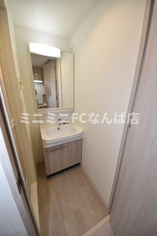 プレサンス大正エミナンスの洗面所