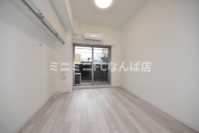 プレサンス大正エミナンスの居間・リビング