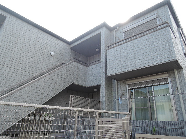 ビューハイツ二本榎のエントランス|閑静な住環境
