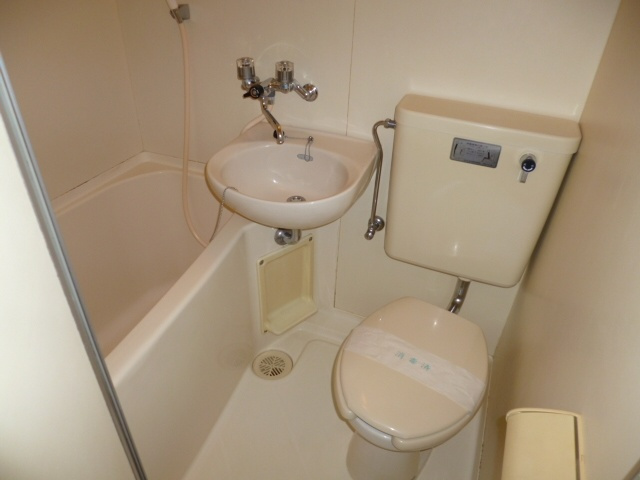 【浴室】 | シャトル美堀