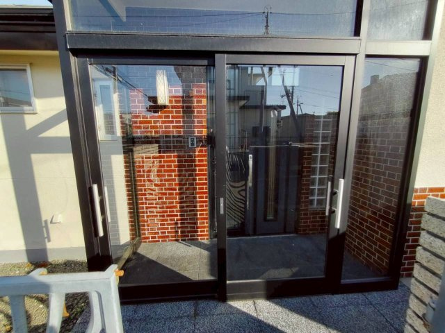 興津4丁目　店舗付き住宅のその他|風除室付き