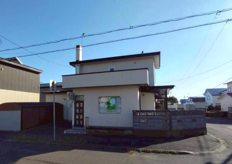 興津4丁目　店舗付き住宅の外観