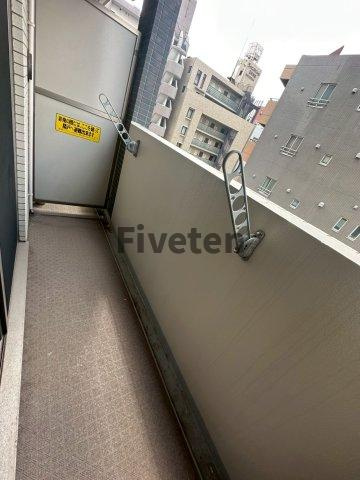 アーバイル三軒茶屋　７０５号室のバルコニー