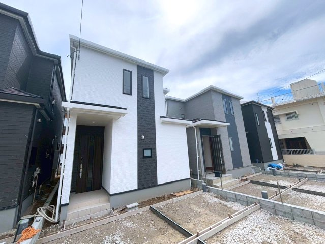 ハートフルタウン那覇市具志　C号棟の外観