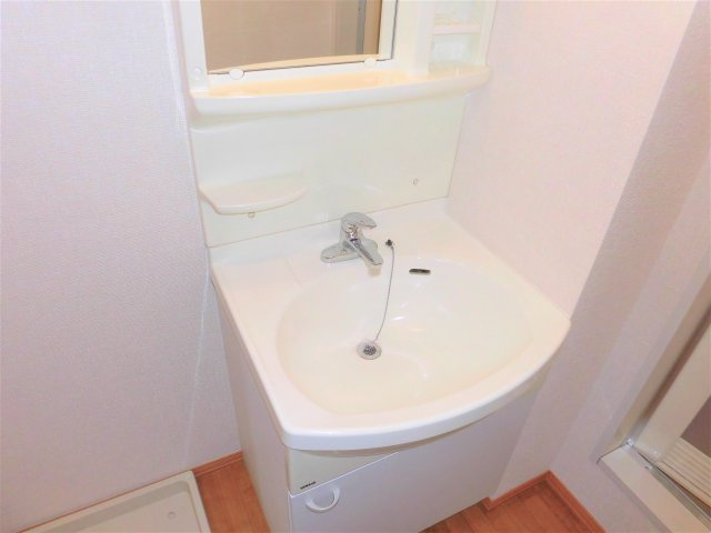 プラムコートAの独立洗面台|イメージ写真