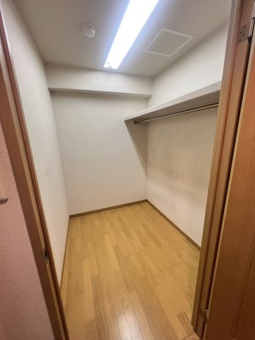 ジュリオ朝霧の収納