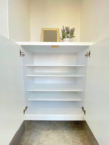 【玄関】 | Primo Passo | モデルルーム写真です。家具はサンプルです。