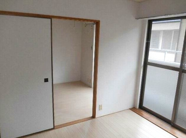 ヴィラ・サンポートの居間・リビング