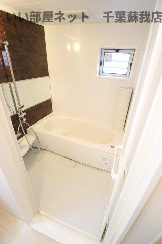 ピースランドの浴室|落ち着いた空間のお風呂です