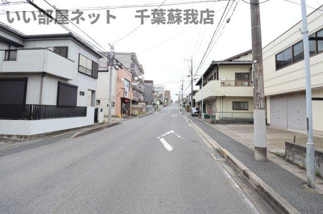 ピースランドの周辺