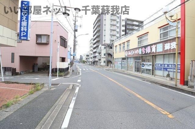 ピースランドの周辺