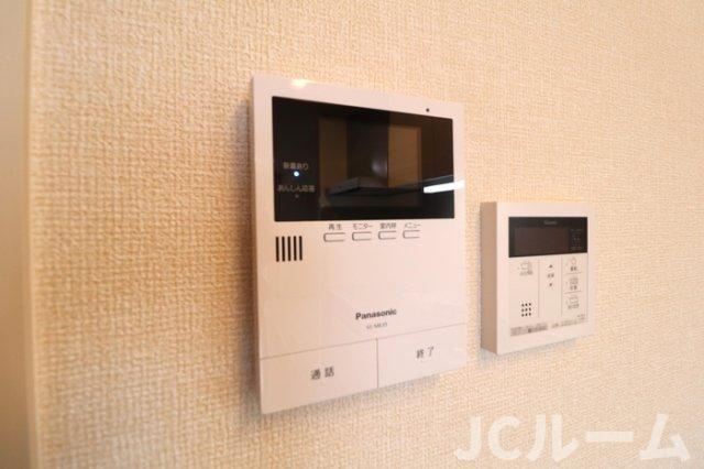 レフィナードCのセキュリティ|同間取り、別の階の部屋の写真です