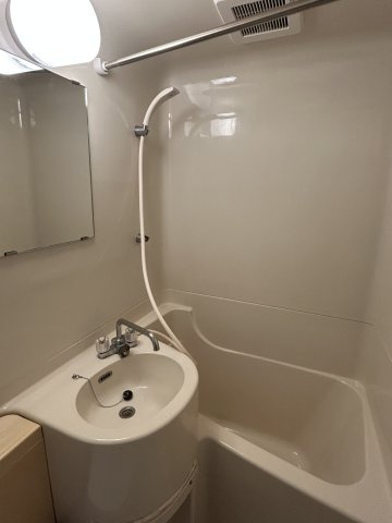 ファミーユトミタの浴室