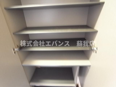 【エントランス】 | ラファエル | 落ち着いたエントランスです
