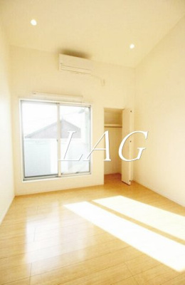 【居間・リビング】 | グリシーヌ西鶴間 | 洋室のお部屋です。