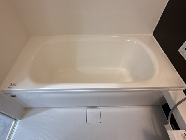 オーシャンコート北今宿A棟の浴室