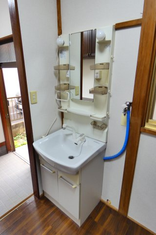 【独立洗面台】