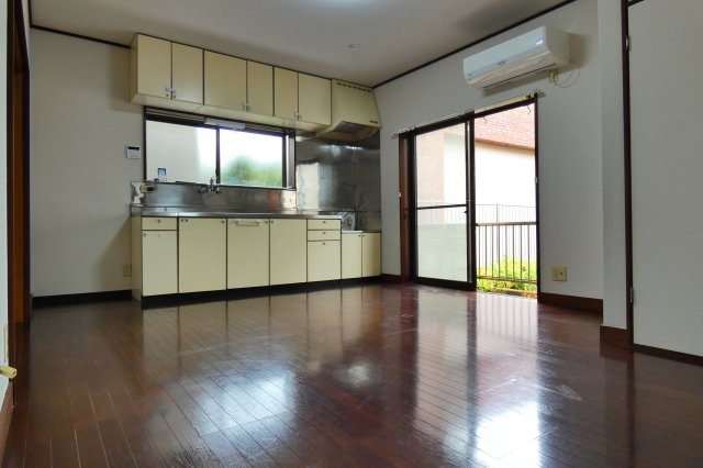 【居間・リビング】