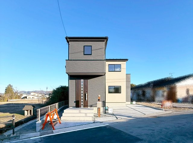 御殿場市二枚橋　全１棟　新築戸建のエントランス