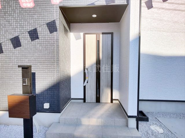 【玄関】 | 小川町小川　全2棟　1号棟 | 落ち着いた雰囲気の玄関です
