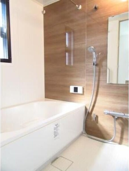 ラフィネメゾン瑞穂の浴室