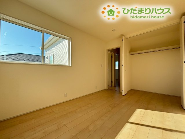 鴻巣市松原　2期　新築一戸建て　リーブルガーデン　02の洋室|クローゼットも付いているため、ゲストルームとしても便利に使えます！