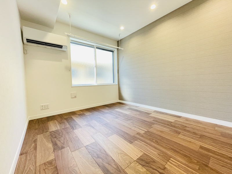 ガーデン一之江の居間・リビング