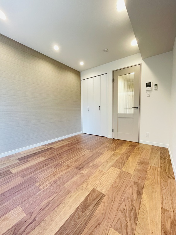 ガーデン一之江の居間・リビング