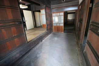 【外観】 | 防府市台道（母屋＋蔵＋農地） | 土間