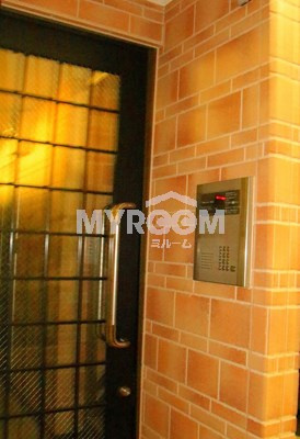 アーバンプレイス明大前のエントランス|エントランス