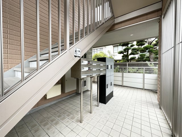 シャーメゾン・スタークのエントランス