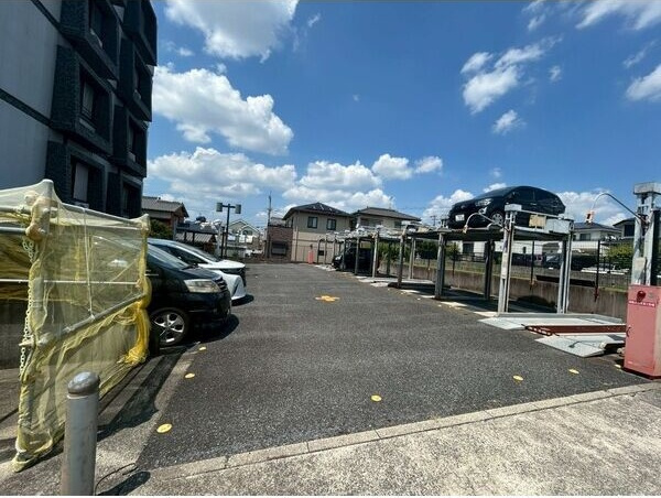 カーサシーガル参番館のエントランス